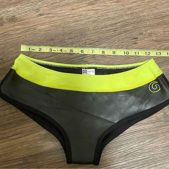 GlideSoul Neoprene Black and Neon Yellow Bikini Bottom Size Small - Picture 6 of 9